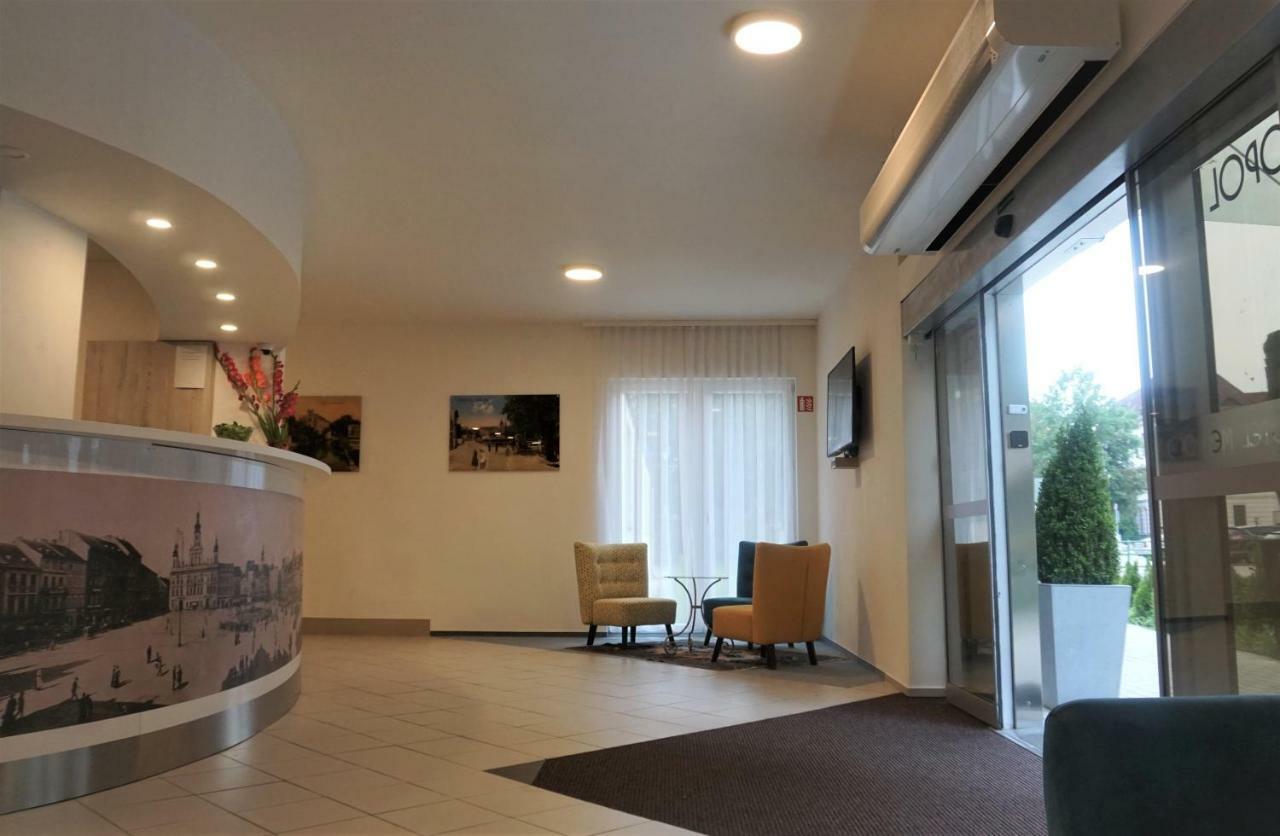 Hotel Metropol Cb Ceske Budejovice Dış mekan fotoğraf